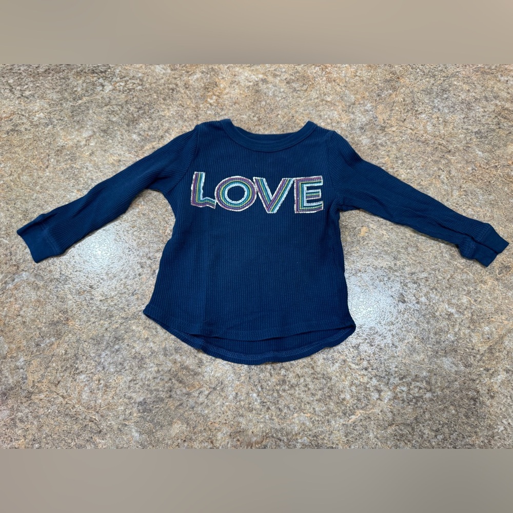 Peek Kids Long Sleeve Thermal Shirt – LOVE Graphic – Size XS (2/3)
